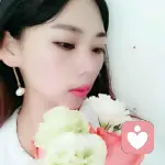 比奥利奥还傲的女人的头像