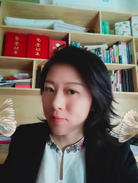 你路过我，我路过你，各自向前！毫无保留地接纳自己，真实地哭、坦荡地笑！