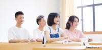 青少年認(rèn)知覺醒：在信息洪流中破繭的青春心智