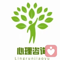 心理學家亞科斯說：“人生中90%的不幸，都是因為不甘心。”
不甘心一敗涂地，不甘心一生平庸，但歷經滄桑后，自己就會發現，我們即便拼盡全力，最終也會漸漸歸于平凡。
把當下的生活過好，也是另一種圓滿。
?大家早上好！配圖