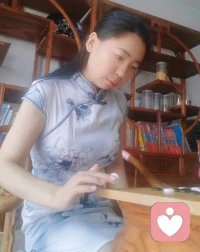 棋语之一：落子不悔。
人生如棋，每一步定有天意。
