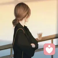 真正的爱和看见，就是确认、在意和接纳对方的感受，不试图改变对方，不把自己的感受，不把自己觉得是好的，是对的东西，强加给对方。​​​配图