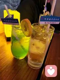 尊重他人命運，放下助人情結。
允許別人痛苦，允許自己快樂。
你不需要背負任何人的情緒。
讓自己快樂，是每個人自己該做的事。 ???配圖