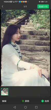 你的心中有一座花园，也许过去你让它荒芜了好长时间，但如果你能好好照顾它，你的生命会更加的丰盈，喜悦，自在，很多人也都会享受到它的美丽。