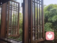 抱歉今晚直播要推迟一点，刚好别处有个咨询。今晚直播10：20，随缘聚散就好。
可以公益咨询，尽情互动答疑。
会分享一首今天刚听到的老歌感动。配图