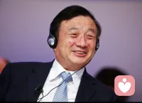 任正非，這位在國人心中神一樣的華為領導人。
誰能想到，他曾經在四十多歲罹患嚴重抑郁癥。
然后，多年之后，面對美帝的技術封堵，貿易打擊，這位長者依然談笑風生，鎮定自若。
沒有人是神，起心動念才是人性。
“病了”不可怕，要堅信自己可以好起來，生活也會好起來。
困難總沒有方法多。配圖