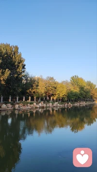 信仰就是信仰，是不可能用理性證明的，什么是信仰？信仰是人對世界和人生合理化理解的依據。
可不可以不用這么厚重的概念來描述生活呢？可以啊，我們換個名字叫“念頭”。我們要什么？想要成為什么樣的人，就實實在在的，堅定這個“念頭”，然后，付諸行動，這股推動力，和信仰是一樣的。只不過一個形而上概括，一個形而下務實。配圖