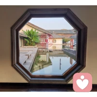 越是卑微，就越只能通過滿足別人維持自己的價值。
結果到最后把自己低進塵埃里，什么都能換來，就是換不來美好。
畢竟如果你自己都不好好珍惜自己，別人又怎么可能去珍惜你。配圖