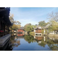 重新把自己養一遍，其實不難。
讓自己吃好睡好玩好，接受平凡和快樂，你的內在小孩就會慢慢長大。配圖