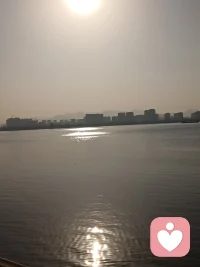 在任何情況下，都不忘卻你的真我；而探究「我是誰」，乃是世上所有苦難的唯一救濟辦法，這也是圓滿的幸福。配圖