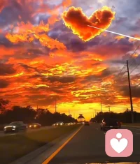 空心病，非傳統生理疾病，而是一種現代心理現象，描述了一種內心深處的空虛感和意義缺失。其常常感到生活缺乏目標和動力，即便物質條件優越，也無法感到真正的幸福。
這種狀態可能源于過度追求外在成功、忽視內心需求，或是社會關系的疏遠。常見的表現包括持續的無聊、無意義感、情感麻木等。
記住，生活的意義需自己賦予，別讓他人定義你的價值。多嘗試，多感受，找回內心的熱情與方向，讓生活重煥光彩！配圖