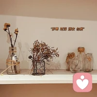 「60分的人生，剛剛好」

人們總是習慣性地仰望那些璀璨奪目的滿分人生，仿佛只有站在巔峰，才能證明自己的價值。而我最喜歡的是60分的人生，60分，是剛及格，也是剛剛好，它不求驚世駭俗，只愿溫暖而自在地綻放。人生不必苛求完美，不必為了高分而耗盡心力。配圖