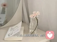 想要盡快釋懷的話，其實最核心的辦法，就是完全接受結局。大方的承認，自己不被愛的事實。配圖