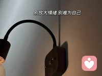 “一個重視你的人，永遠不會把自己置于可能導致失去你的境地。”

重視你，就不會揣著明白裝糊涂，同樣的問題，第一次是無心犯錯，第二次就是選擇。配圖