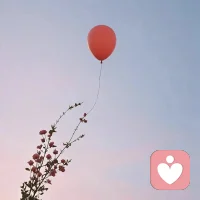 如果生活有點苦，
就給自己加顆糖，
人生的路上總會有陰影，
但抬起頭，就能看到陽光，
一切都是成長，包括熱淚盈眶。

許多事
不是想明白之后才能無所謂，
而是無所謂之后才能想明白，
心中若有桃花源，何處不是水云間。
與萬事言和，與獨處相安，
自行，自醒，自清歡。

萬事盡心、盡力就好，
有則錦上添花，無則順其自然。
忙里有歡喜，靜中無妄念，
萬般皆苦，唯有自渡，
度四季，也渡自己……配圖