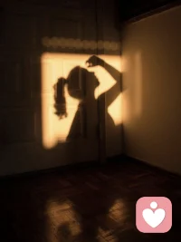 有太多人在寻找理想的对象，而不是让自己成为理想的人。配图