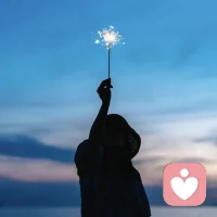 活着不必太用力
人生，只要能够照亮一个角落就够了
你只管去丰盈自己的内心
一切美好都会涌向你配图