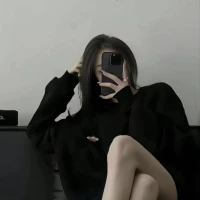 如果有人耽誤你掙錢，嚯嚯你健康，影響你內心的平靜，讓你不快樂，你就讓他死遠點，風吹十里不如取悅自己！配圖