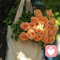 萬(wàn)物皆備于我矣。反身而誠(chéng)，樂(lè)莫大焉。配圖