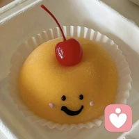 每個(gè)人的心里都有一團(tuán)火，但路過的人只能看到煙，我們不必在意配圖