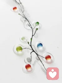 不开心很正常，你不必立刻振作。配图