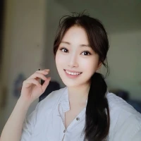 【自洽魅力】無關倡導單身主義哦，只是要自己開悟活得像自己，自己自由舒服，遇見那個人才是錦上添花，而不要去找一個雪中送炭，你注定，死定了被內耗掏空。婚姻講究的是自洽的融洽，魚水情深，除非你倆經歷了特殊的患難之交，身邊也有過得好恩愛的，但大部分不是離婚就是emo各種意難平。配圖
