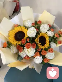 自信就如一道照亮人生路的燈塔，在人生的各種境遇中它都能指引人不斷地向前，在猶豫的時(shí)候它告訴你：你可以的，于是提起行囊繼續(xù)前行。配圖