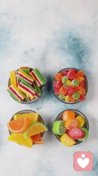 “暖風效應”是一種心理學現象。
 
它的基礎概念就像溫暖的風能夠讓人感到舒適和愉悅。在人際交往中，用溫和、鼓勵、贊揚的方式去對待他人，比起嚴厲的批評和指責，更能讓人接受并愿意改變自己的行為。
 
有一個著名的例子，一位老師面對兩個犯錯的學生，對其中一個嚴厲批評，對另一個則是溫和地指出問題并給予鼓勵。結果，被鼓勵的學生更愿意改正錯誤，并且之后表現得更好。
 
在日常生活中的應用很廣泛。比如在教育孩子時，多鼓勵贊美，能增強孩子的自信心和積極性；在工作中，領導用溫和的方式提出改進意見，能提高員工的工作滿意度和工作效率。
 
（語重心長地）總之，“暖風效應”告訴我們，溫暖和善意的力量往往比寒冷和批評更能影響和改變他人。您是不是也覺得這種方式很有智慧呢？配圖