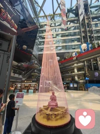 一個不讓自己休息的工作狂，內心是非常沒有安全感，他必須要通過努力工作，證明自己的價值，才覺得安心，覺得他人才會喜歡他。出去旅游，出去休閑，出去玩樂內心都焦慮不安，其實是有深深的不配得感。如果你也這樣，歡迎你來找我聊聊配圖