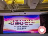 有舍必有得，舍与得向来都是成双成对的，一舍换一得，所以不必纠结已经错过得失去的，耐心等待未来的几小时几天几个月会发生的好事。