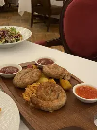 很多时候美食是可以让自己快乐起来的。配图