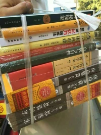 【轉】親密關系中，男人愛女人最直接的方式，引導，幫助女人成長與解決問題；女人愛男人最直接的方式，傾訴內心。有多少男人將女人的傾訴當成了愛的演奏曲？又有多少女人心悅誠服接受了來自男人愛的傳遞？了解男女差異性，讀懂愛！配圖