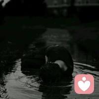 人的一生必須常常做好說再見的準(zhǔn)備，最好把孤獨(dú)當(dāng)做你最真實(shí)的朋友之一，理解的開始即是對(duì)死亡的渴望，互相理解的終止，思想感情上支持的終止其實(shí)也是死亡的一種形式，只是死亡更純粹，不幸更咸，大地更移近真理和恐懼。配圖