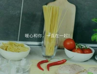 什么樣的人能在婚姻中幸福	呢？首先是長大，長大不單單指生理年齡的成長，更是指心理年齡的成長，精神獨立，有能力建立和維護自己的親密關系，并且不受外人的影響和干擾，婚姻是自己的，自己可以選擇和做決定，親媽都不能也不該干擾，但是這一點上很多人卻難以做到。
婚姻需要兩個人相互面對。配圖