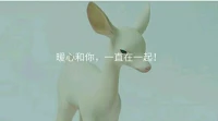 當你發現孩子偷拿錢物，通過生病來得到你的關愛，不吃不喝，甚至以搞破壞，自殘的方式來引起你的關注的時候，作為家長的你，就需要引起重視，這時你的孩子，很可能缺少父母的愛，內心是空虛和無助的。你也需要覺察一下，是不是自己平時給孩子的愛太少了？忙于自己的事情而忽略了你的孩子？配圖