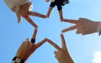 如果一个人现在特别智慧，那么可以断定他过去一定吃了太多的亏配图