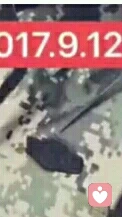 女孩不喜歡和家里人說自己的事，但是女孩愿意在網上找陌生人說，為什么配圖