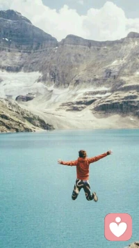 【轉】二十歲青春出頭的樣子就想要有著四十歲的閱歷與財富，自然，不是每個吃過苦的人都會得到回報。人總會遇到挫折，總有不被人理解、低聲下氣的時候。要知道勝利只屬于那些有耐心的人，所以不要急，慢慢來。多一點耐心吧。配圖