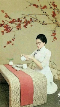 【秋心心語】:
最美的女子，并不是如何明艷動人，也不是如何雍容華貴，更不是如何性感迷人，而是有一種歷盡風霜后的淡定，有一種閱盡世事后的恬靜。不去害怕痛苦和傷悲，因為一切的傷痛，到最后都會成全自己。心里的傷疤，是女人成長的標志。等到眼淚流干，自然云淡風輕。大家下午好！配圖