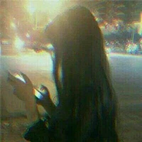 夜晚和白天果然不一樣...夜晚情緒低落.淚水也多了...莫名的傷感.總感覺失去了什么...特別重要的東西...一首歌循環播放好幾天.尤其是夜晚...邊聽邊哭...或許......這就是和白天的不同吧.

						“好好的吧.好好珍惜你身邊的人吧.說不定哪天就消失了...再也找不到了?”配圖