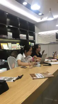 弘智學校收學費，學生沒上課不退學費！配圖