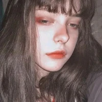 好好活著，不要再想自不自殺，
你可能是抑郁癥患者
你可能是孤獨癥患者
但是你們好不容易來到這個世界上就不要想怎樣快點離開。配圖