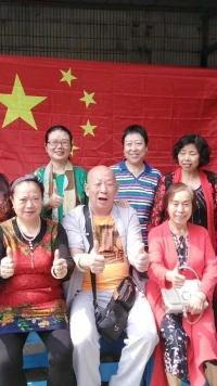 人生走過的每一步都算數(shù)。
屬于你的終將加倍給你——不忘初心，快樂前行！配圖