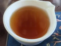 一切的改變，首先來(lái)源于你有勇氣要改變自己，其次是堅(jiān)持
?
?
?雖然工作到很晚，但為了你的堅(jiān)持，我可以堅(jiān)持
?
?
?靈鹿心理咨詢配圖