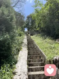 把责任归别人，永远都找不到突破口，把责任归自己，感觉有点难受，但是很容易就走出去了。配图