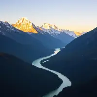 命運像深廣河流，就算曲折最終也會去往它該去的地方。不要為做錯的決定懊悔，我們其實從未擁有“如果”這個詞。