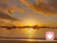 负面事件是财富，裂痕是光进来的地方。那些让你流泪的砂砾，终将被时间打磨成珍珠。配图