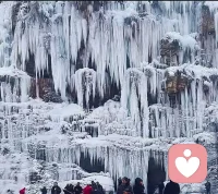 当一个人能够享受单身时，他才真正做好了进入关系的准备；而当他进入关系时，他依然是一个完整的个体，而非寻找另一半圆的残缺者。