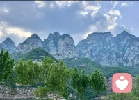 既然人生是场游戏
为什么我们总是玩得如此吃力配图