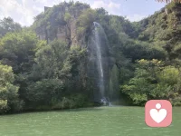 “在這里不用‘假裝沒事’，你可以脆弱、可以抱怨、可以迷茫，我會陪著你，把心里的‘堵’慢慢疏通?！迸鋱D